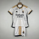 Kit Infantil Real Madrid I 23/24 Adidas - Branco